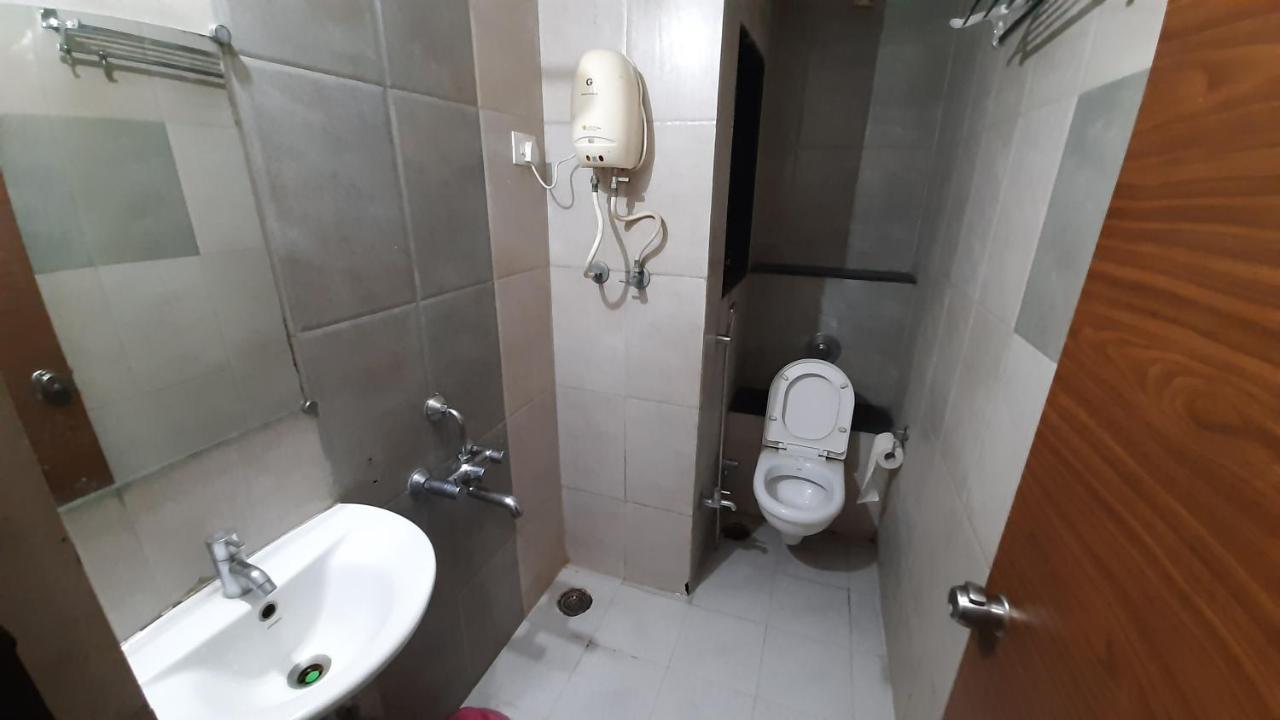 City Palace Hotel होटल सिटी पैलेस Nashik Dış mekan fotoğraf