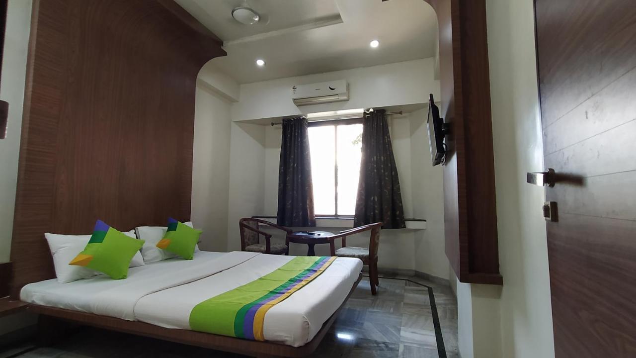 City Palace Hotel होटल सिटी पैलेस Nashik Dış mekan fotoğraf