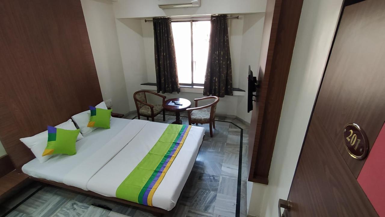 City Palace Hotel होटल सिटी पैलेस Nashik Dış mekan fotoğraf