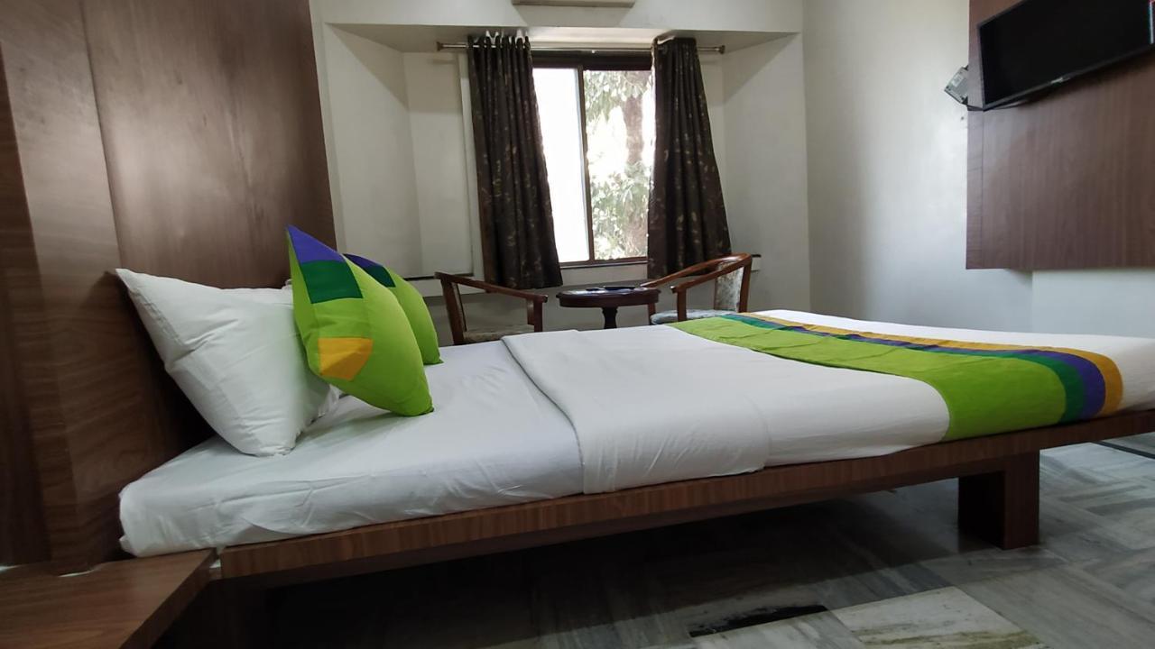 City Palace Hotel होटल सिटी पैलेस Nashik Dış mekan fotoğraf