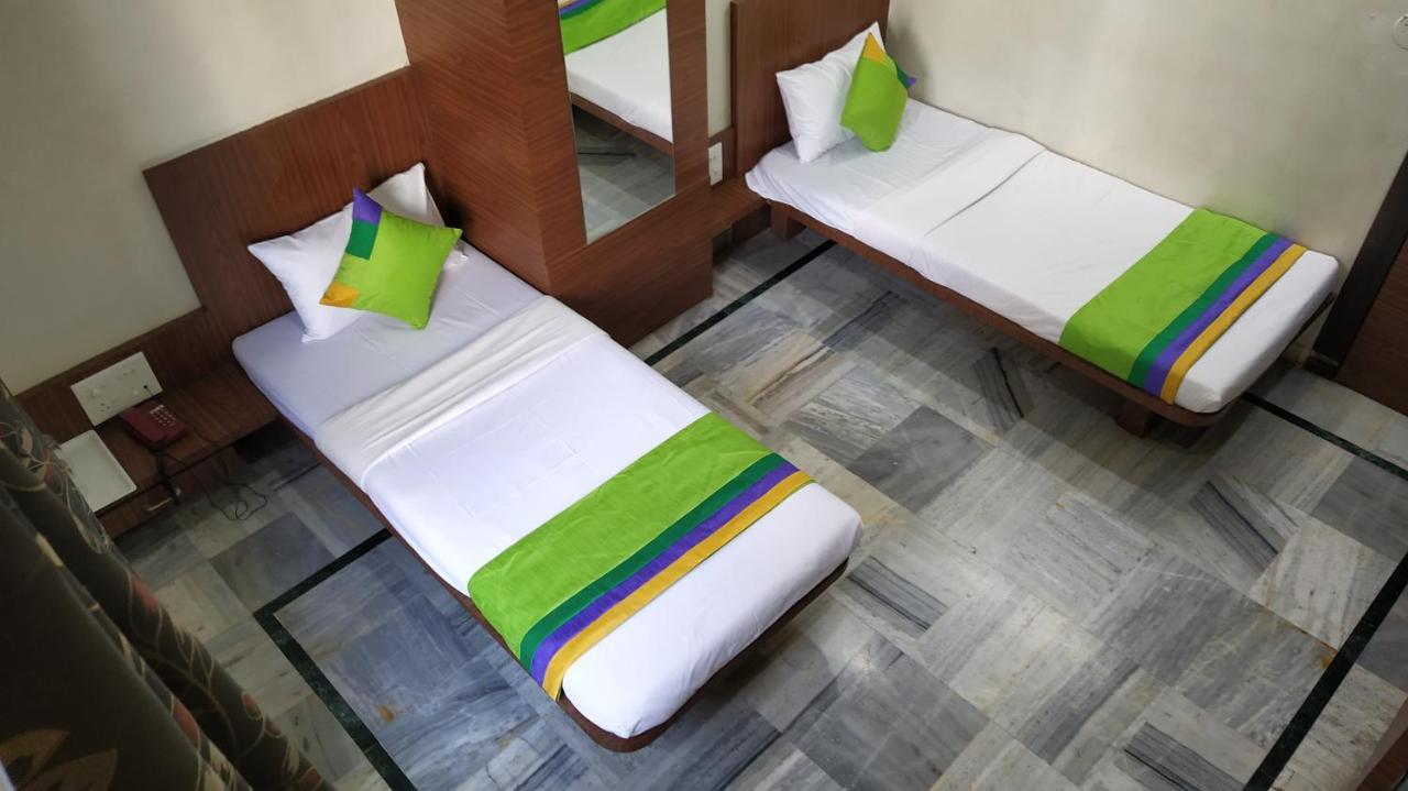 City Palace Hotel होटल सिटी पैलेस Nashik Dış mekan fotoğraf