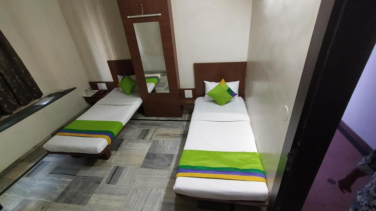 City Palace Hotel होटल सिटी पैलेस Nashik Dış mekan fotoğraf