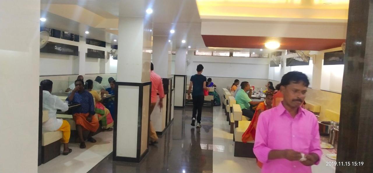 City Palace Hotel होटल सिटी पैलेस Nashik Dış mekan fotoğraf